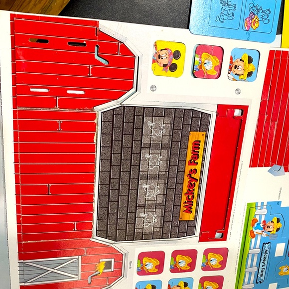 DISNEYS VTG 90s 3-D MIKEYS STUFF SOUNDS OF FUN ELECTRONIC TALKING BOARD GAME - Picture 6 of 16